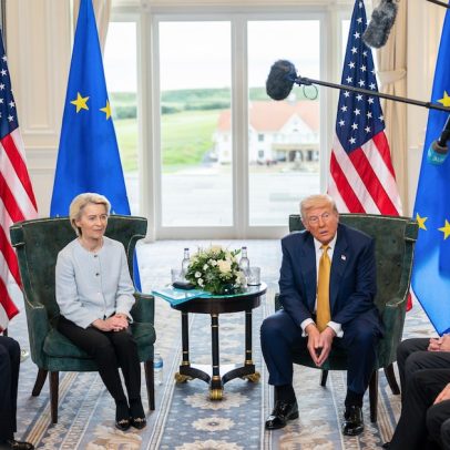Trump avança em acordos comerciais e impacta economia dos americanos