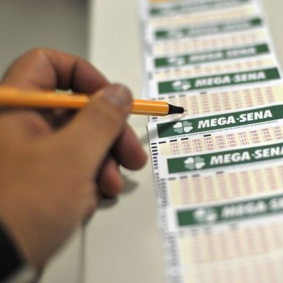 Mega-Sena sorteia R$ 45,1 milhões em prêmio acumulado; veja os números sorteados