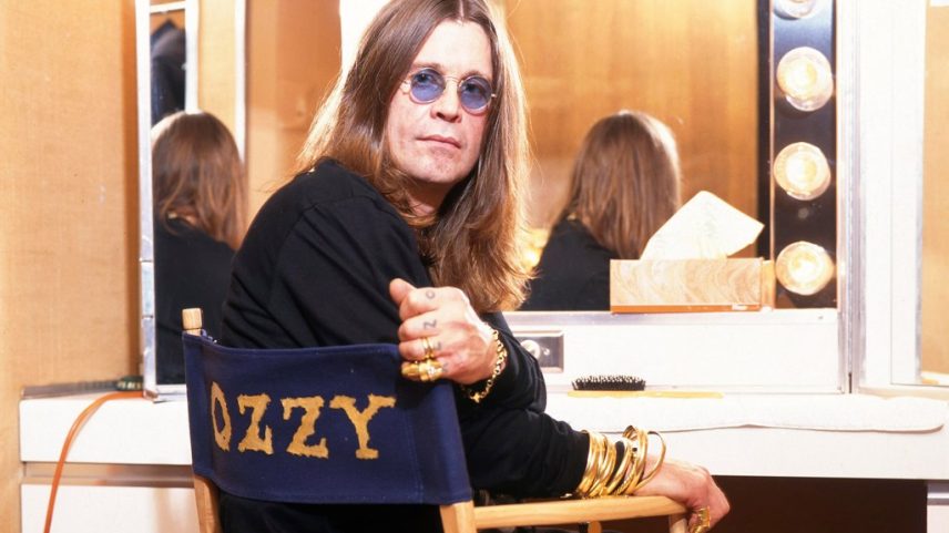 Ozzy Osbourne foi homenageado pela banda do exército do Rei Charles com uma versão de um sucesso do Black Sabbath. (Foto: Reprodução)