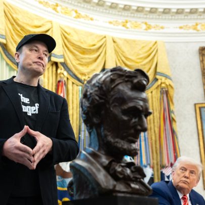 Musk planeja novo partido enquanto Trump critica subsídios de suas empresas