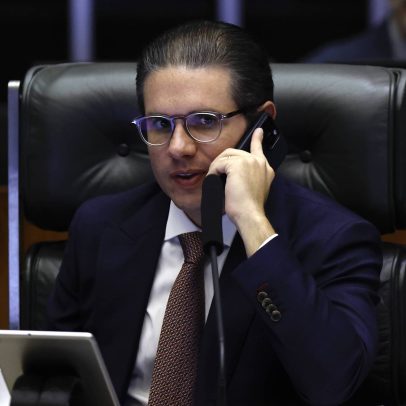 Motta contrata parentes de aliados na Câmara e revela caso de funcionária fantasma