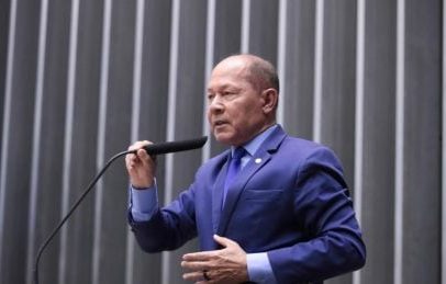 Deputado do PL pede apoio das Forças Armadas após tornozeleira em Bolsonaro