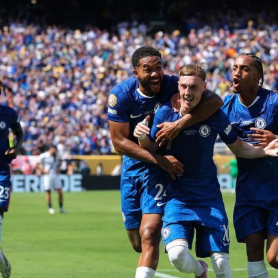 Chelsea investe em jovens talentos para assegurar seu futuro no futebol europeu