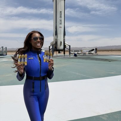 Nave de Jeff Bezos transporta experimentos da Embrapa para o espaço