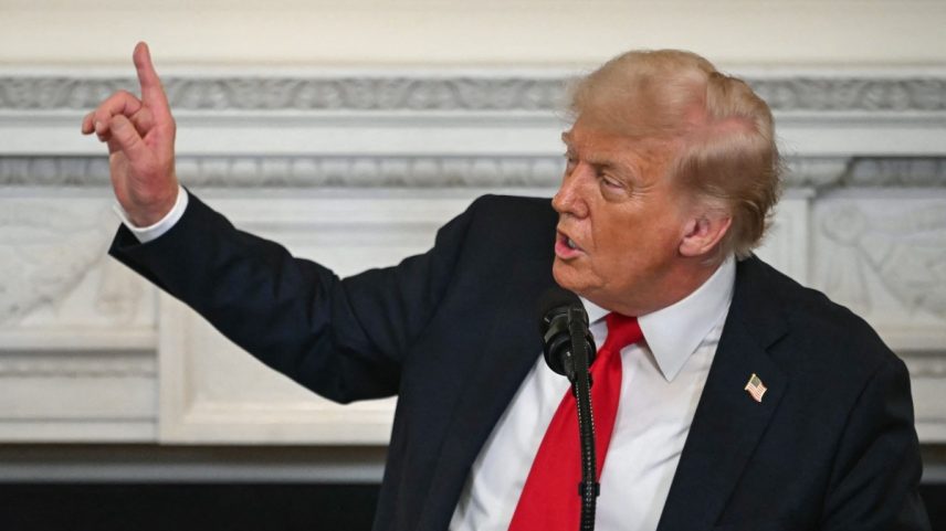 O presidente dos Estados Unidos, Donald Trump, na Casa Branca (Foto: ANDREW CABALLERO-REYNOLDS / AFP)