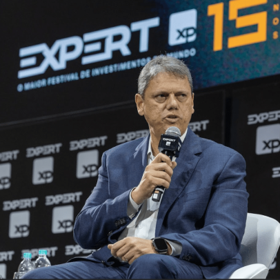 Tarcísio propõe reforma administrativa e desvinculação de receitas no Brasil