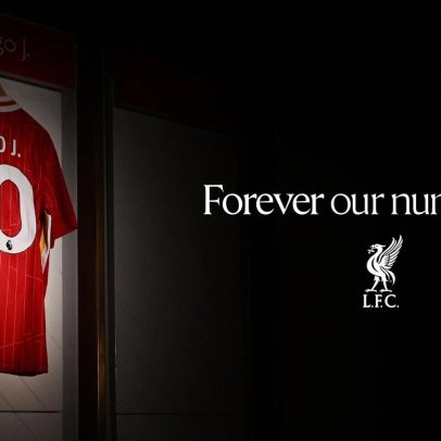 Liverpool homenageia Diogo Jota e retira número 20 de circulação