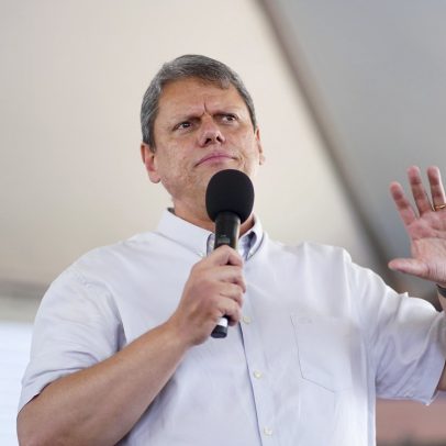 Tarcísio enfrenta desgaste com ministros do STF após aumento de tarifas de Trump