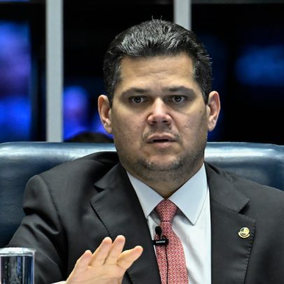 Alcolumbre defende solução equilibrada para tarifaço e reafirma soberania inegociável