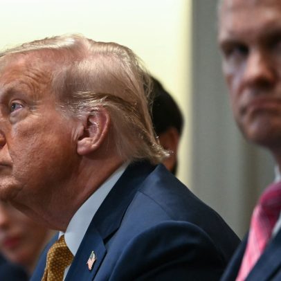 Trump hesita em estratégia para a guerra na Ucrânia após novo recuo no envio de armas