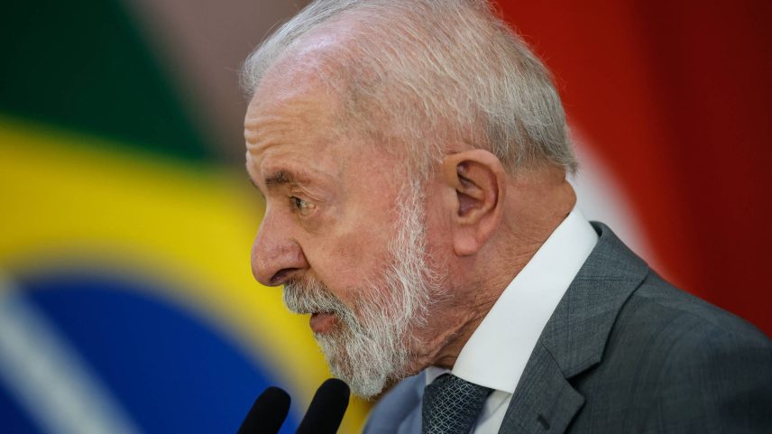 Presidente Luiz Inácio Lula da Silva (PT) durante uma cerimônia no Palácio do Planalto. (Foto: Gabriela Biló - 9.jul.2025/Folhapress)