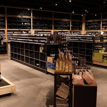 Caviste gourmand encanta amantes de vinhos em Saint-Paul-lès-Romans