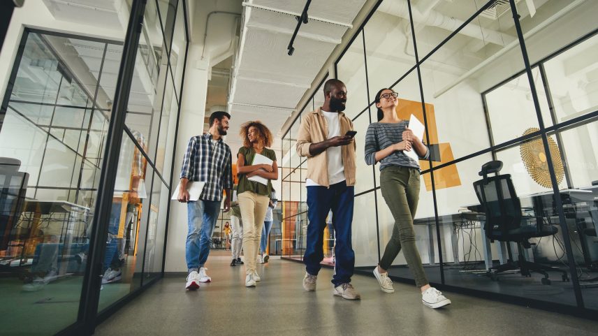 O recesso é um direito fundamental que garante equilíbrio entre vida acadêmica e profissional. Compreender as regras específicas ajuda a evitar mal-entendidos e assegura que você usufrua plenamente desse benefício. (Foto: Getty Images/Divulgação)