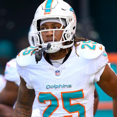 Jaylen Wright se prepara para brilhar como corredor no segundo ano com os Dolphins
