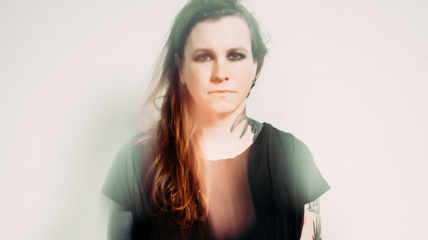 A cantora e compositora americana Laura Jane Grace, em 2018 (Foto: Divulgação/Casey Curry)