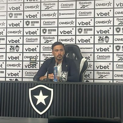 Davide confirma Danilo como titular do Botafogo contra o Cruzeiro