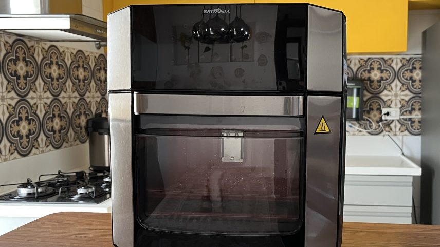 Air fryer Britânia tem capacidade de 16 litros (Foto: Divulgação)