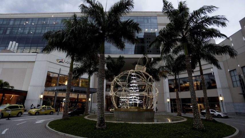 Shopping Nova América, na Zona Norte do Rio (Foto: Marcelo Theobald)