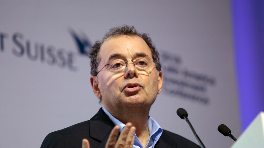 Gestora de Luis Stuhlberger voltou a apostar no mercado acionário local após ter zerado posição em agosto do ano passado (Foto: Reprodução)