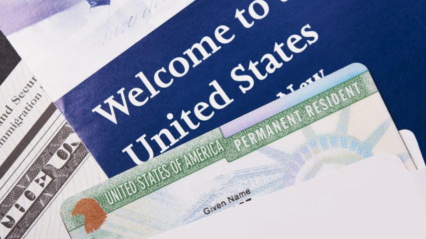 Green card (Foto: Getty Images/iStockphoto)