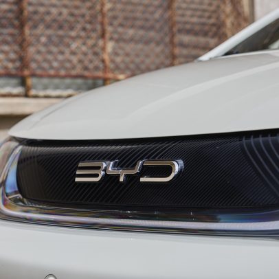BYD alcança 2,1 milhões de carros vendidos na China no primeiro semestre de 2025