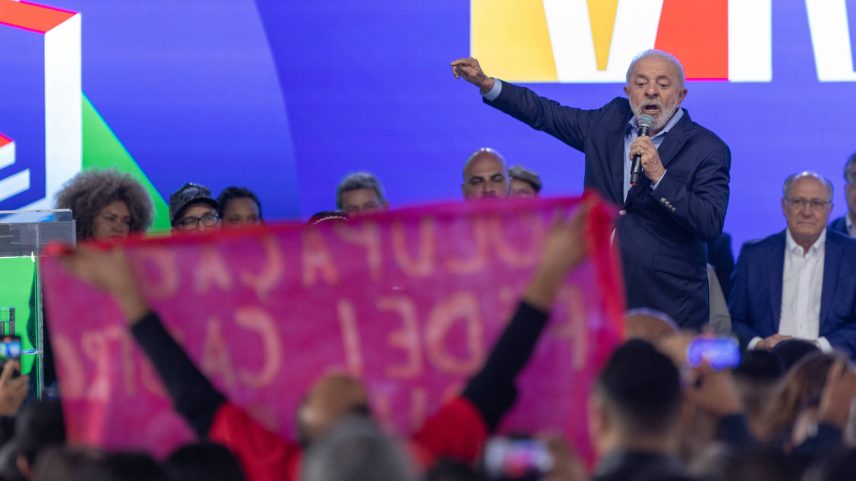 Presidente Luiz Inácio Lula da Silva participa da cerimônia de anúncio do Novo PAC Seleções 2025, em Osasco (Foto: Ronny Santos/Folhapress)