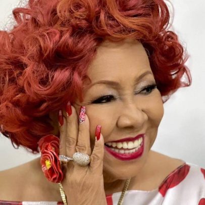 Alcione revela que maconha cresce no quintal, mas não a utiliza para fumar