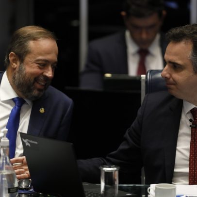 Silveira apoia Pacheco como candidato em Minas ao lado de Lula
