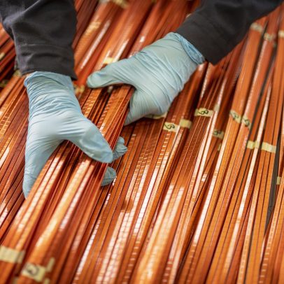 Trump impõe tarifa de 50% e movimenta mercado de cobre em US$ 300 milhões