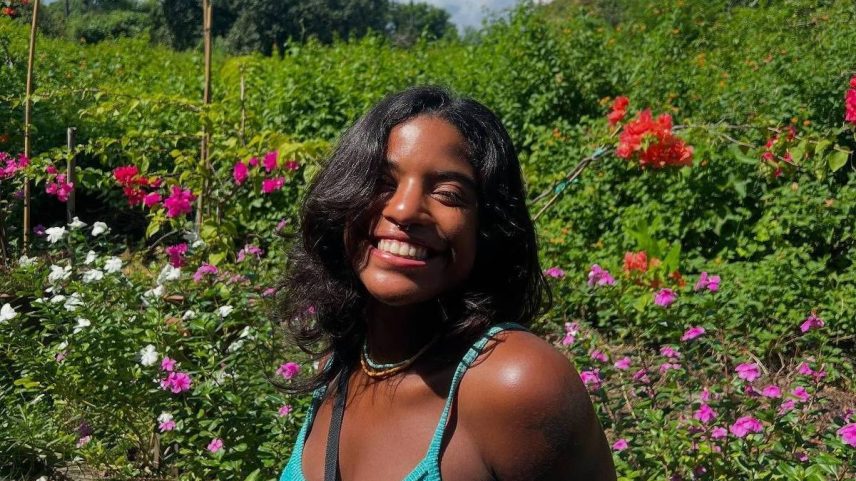 O corpo de Juliana Marins está sendo velado no Cemitério Parque da Colina, em Niterói, com visitação aberta ao público das 10h às 12h (Foto: @ajulianamarins no Instagram)