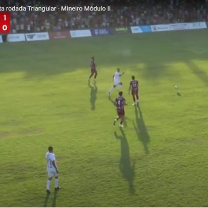 Time para após ouvir apito externo e é eliminado com gol em MG