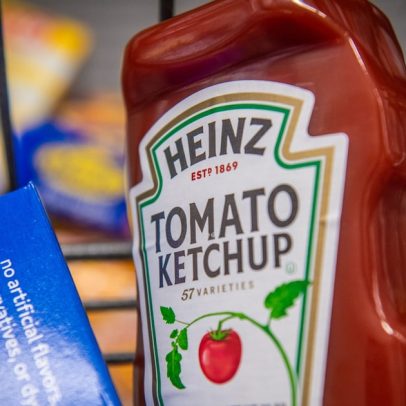 Kraft Heinz planeja cisão de negócios para reestruturação estratégica