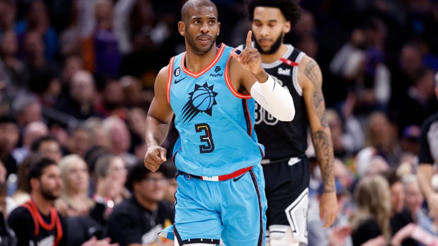 Phoenix Suns, de Chris Paul, garantiram a quarta vaga no Oeste (Foto: Chris Coduto/Getty Images/AFP)
