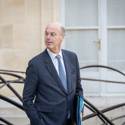 Suicídios em direção do Ministério da Economia da França geram grande comoção