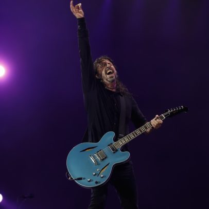 Foo Fighters lança nova música em homenagem a Taylor Hawkins e agradece fãs