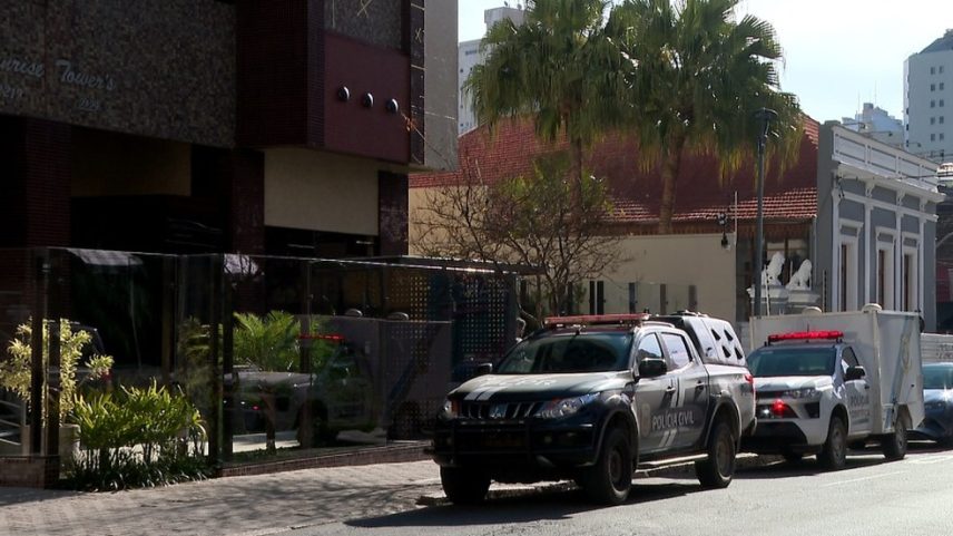 Casal estrangeiro é encontrado morto em apartamento no Centro de Curitiba. (Foto: Reprodução/RPC)