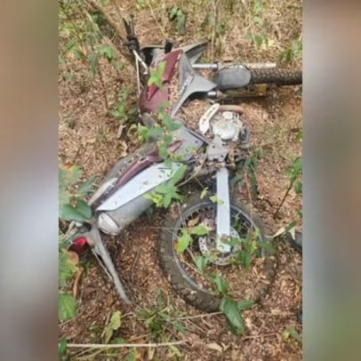 Homem recupera moto roubada após 8 anos e celebra a boa sorte recebida