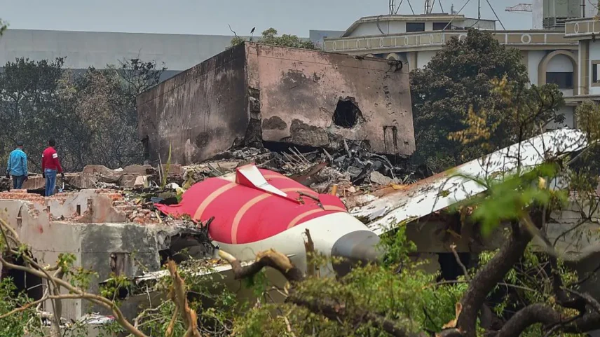 Voo da Air India 171 caiu em um bairro lotado em Ahmedabad (Foto: Getty Images)