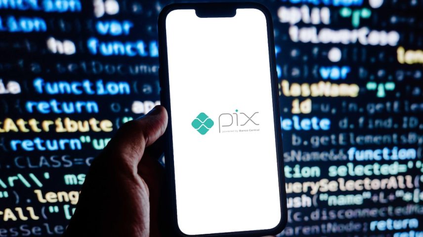 A medida foi adotada para garantir mais segurança no uso do Pix e nos dados usados na transferência. (Foto: Photo For Everything/photo for everything - stock.adobe.com)