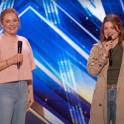 Candidata do 'AGT' surpreende jurados após descobrir que mãe a inscreveu para o show