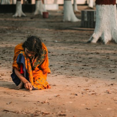 Menina cristã escapa de cativeiro após dois anos e agradece a Deus pelo resgate