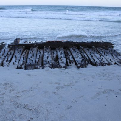 Tempestade expõe navio de guerra afundado há 250 anos na Escócia