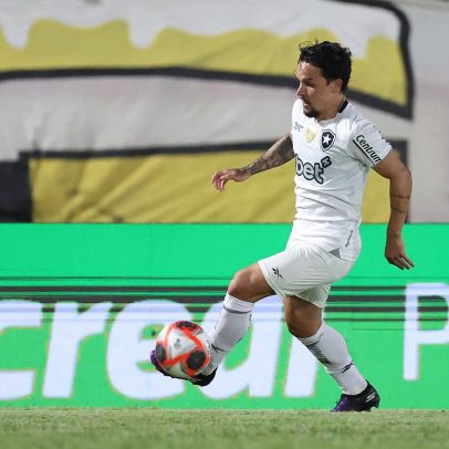 Botafogo perde Artur e enfrenta Corinthians com desfalque importante