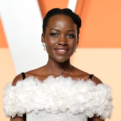 Lupita Nyong’o compartilha sua experiência com mioma uterino e dor menstrual