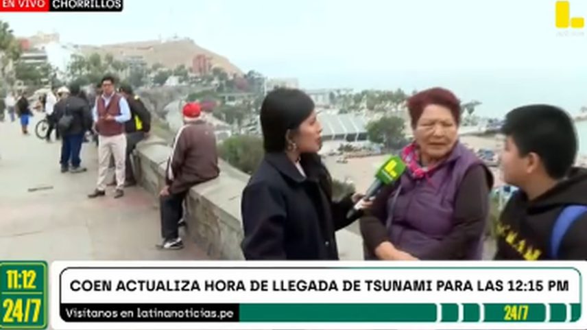 Avó levou neto para tentar ver tsunami após alerta no Peru (Foto: Reprodução de vídeo)