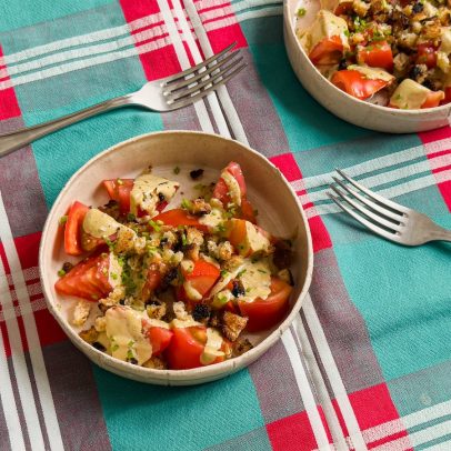 Tomate com sardinhas e solomilho à zaragozana no cardápio de El Comidista
