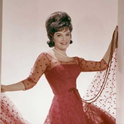 Connie Francis mantém seu legado com 'Everybody’s Somebody’s Fool' como sucesso eterno