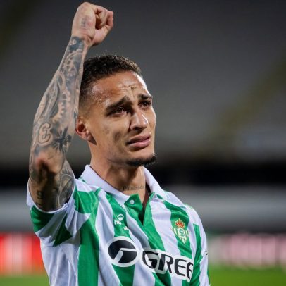 Antony recebe propostas de dois clubes da Arábia Saudita para deixar o Manchester United