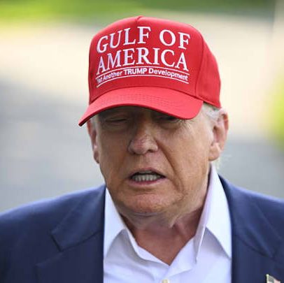 Trump impõe tarifa de 50% ao Brasil e desafia limites de seus poderes emergenciais