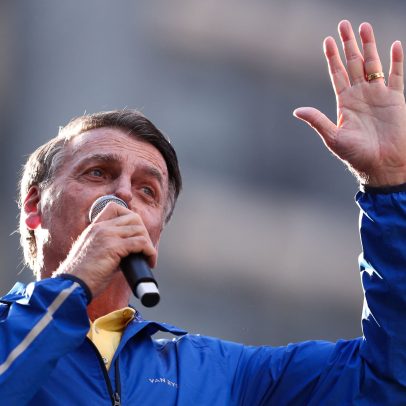 Bolsonaro critica investigação da PF e desmarca reunião com embaixadores